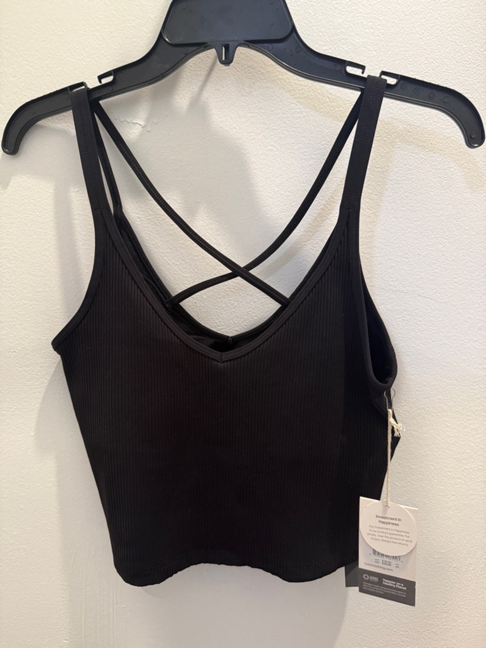 Vuori Black Ribbed Crop Tank Top